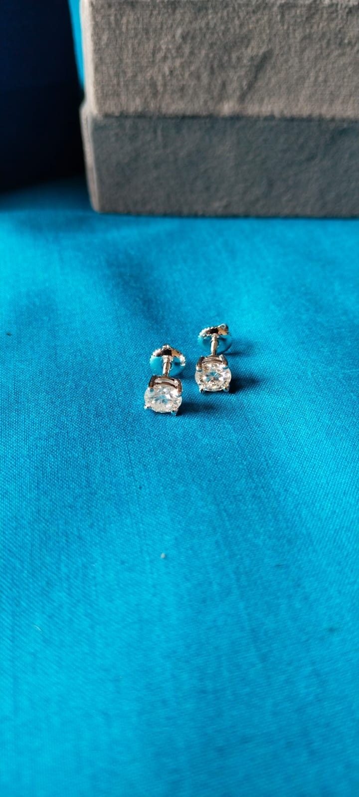 1.75 Ct Round Cut Diamond Stud Earrings 14K White Gold Natural Mined screwback