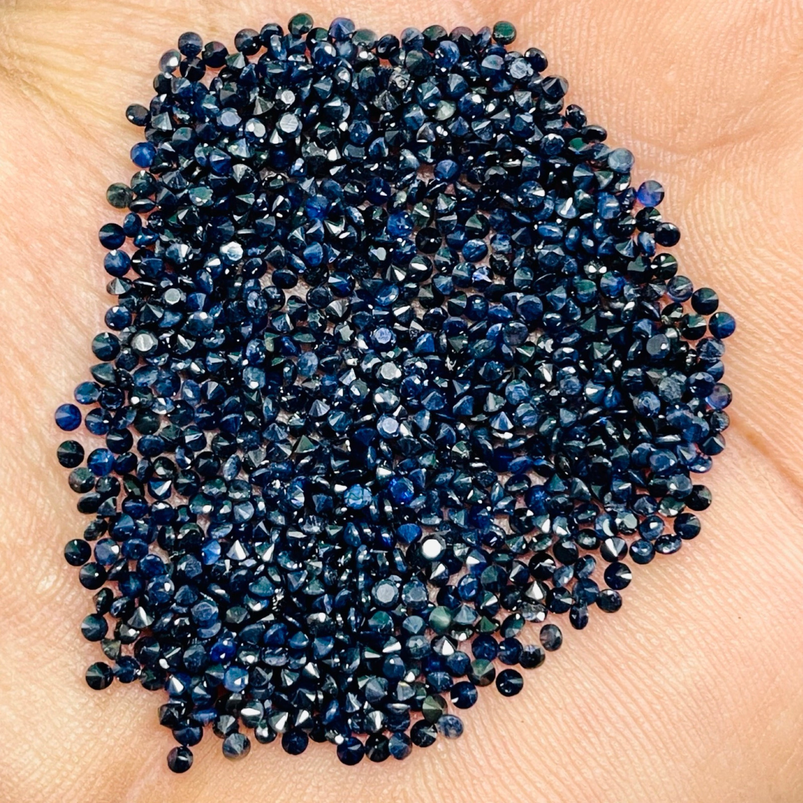 100 Pcs Natural Blue Sapphire 1.8mm Round Diamond Cut Calibrated Loose Gemstones