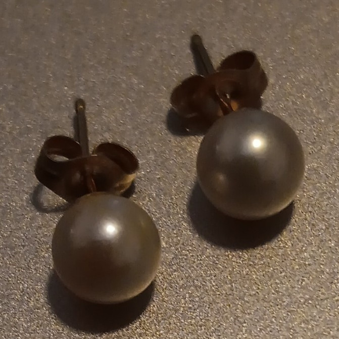 Vintage 6mm White Pearl Stud Earrings Round 12kt Gold Stud 18kt Gold Backing