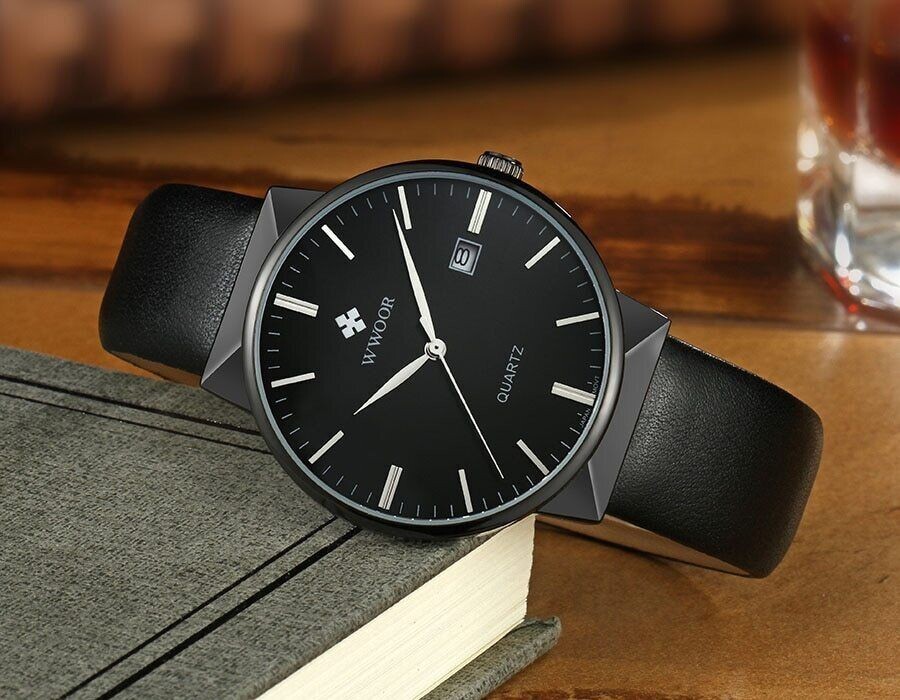 WWOOR Simple Ultra-Thin Steel Mesh Leather Date Men’s Wristwatch