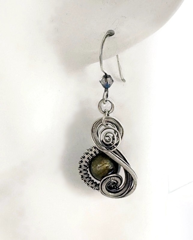 Labradorite and Sterling Silver Necklace and Earrings Set with Swarovski Crystal