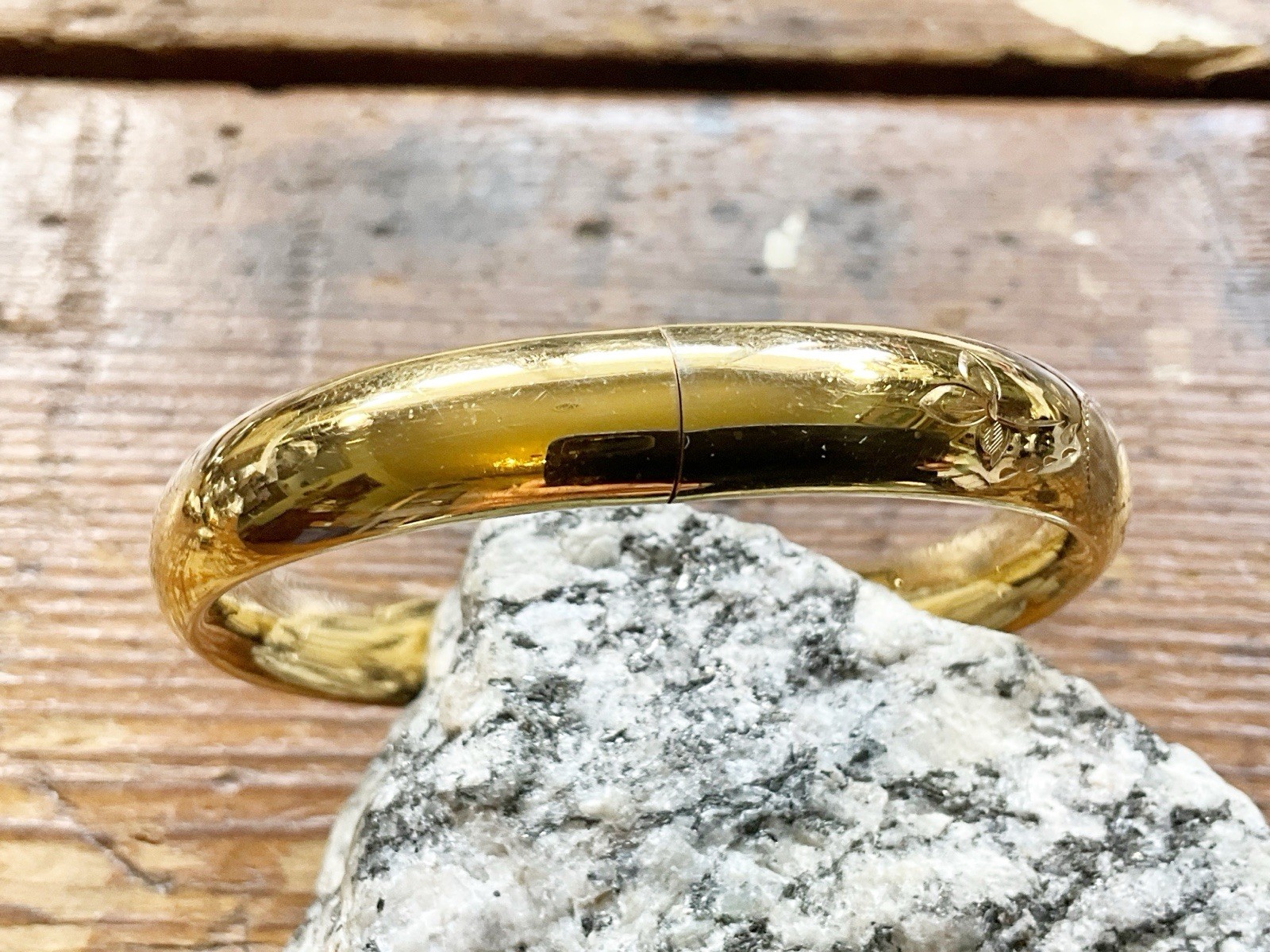 Vintage H.F.B. 1/20-14k Gold Filled Etched Flower Hinged Bangle Bracelet