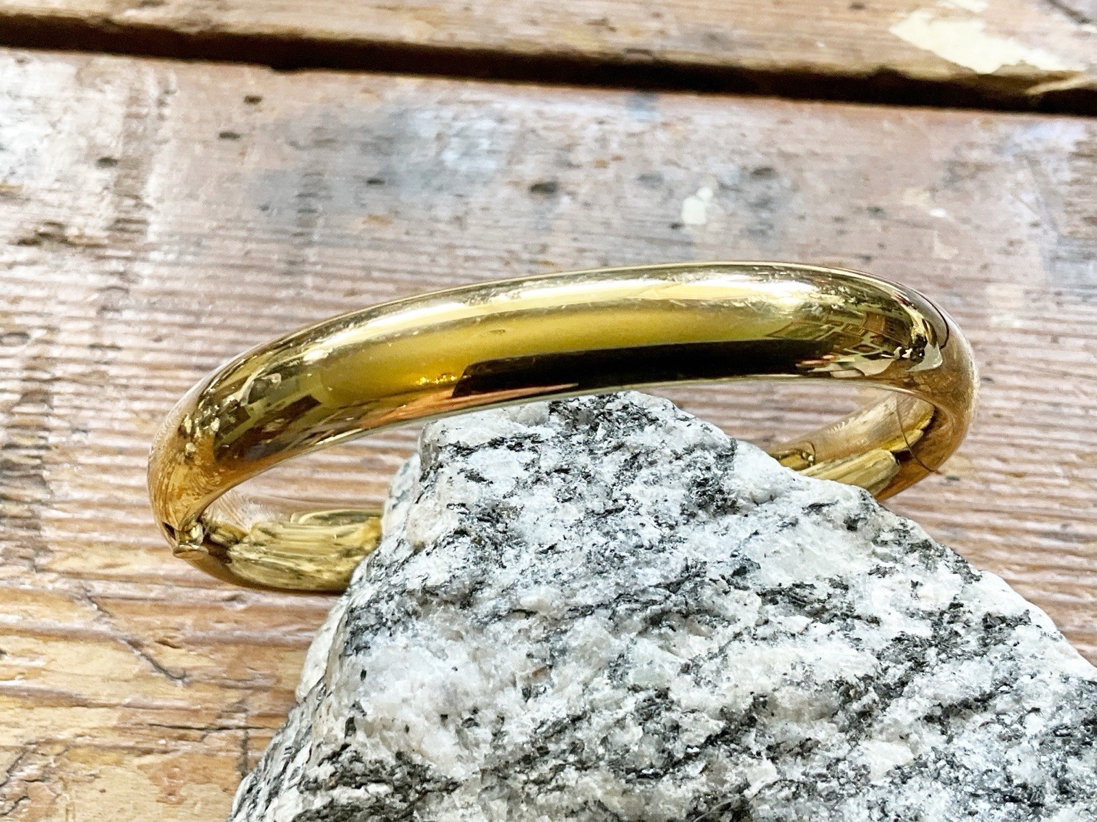Vintage H.F.B. 1/20-14k Gold Filled Etched Flower Hinged Bangle Bracelet