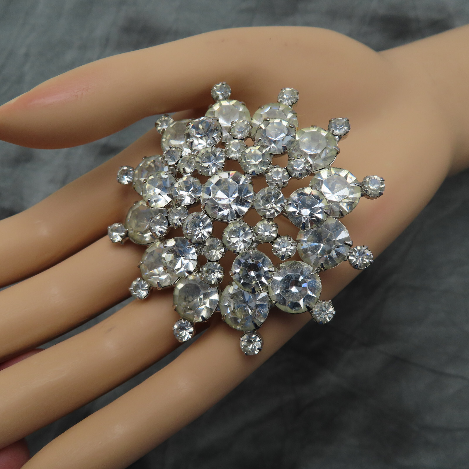 Juliana Rhinestone Vintage Brooch Pin Clear Faceted Crystal 2.5 inch Dome 147h