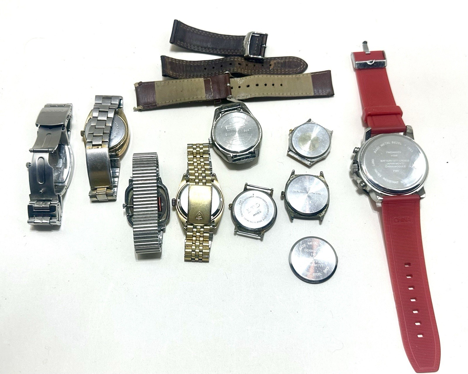 Men’s Mixed Large Watch Lot For Parts, Repair Or Wear VTG To Now (None Tested)
