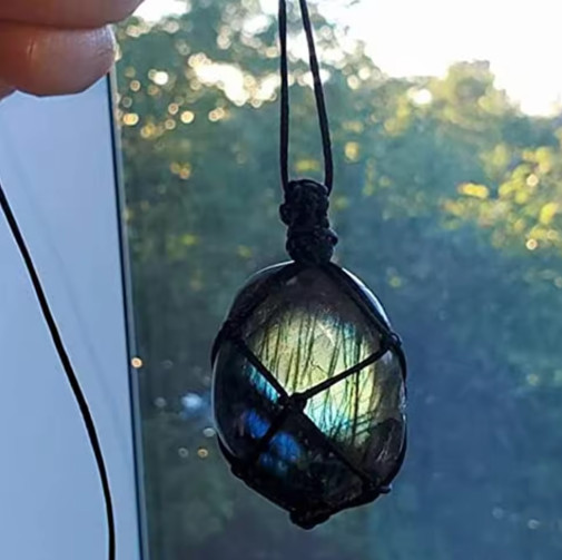 Natural Labradorite Dragon Heart Pendant Healing Amulet Protection Necklace