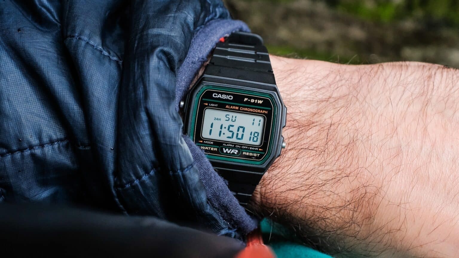 Casio F-91W-3 Digital 30M WR Green Trim Alarm LED Backlight Stopwatch Resin