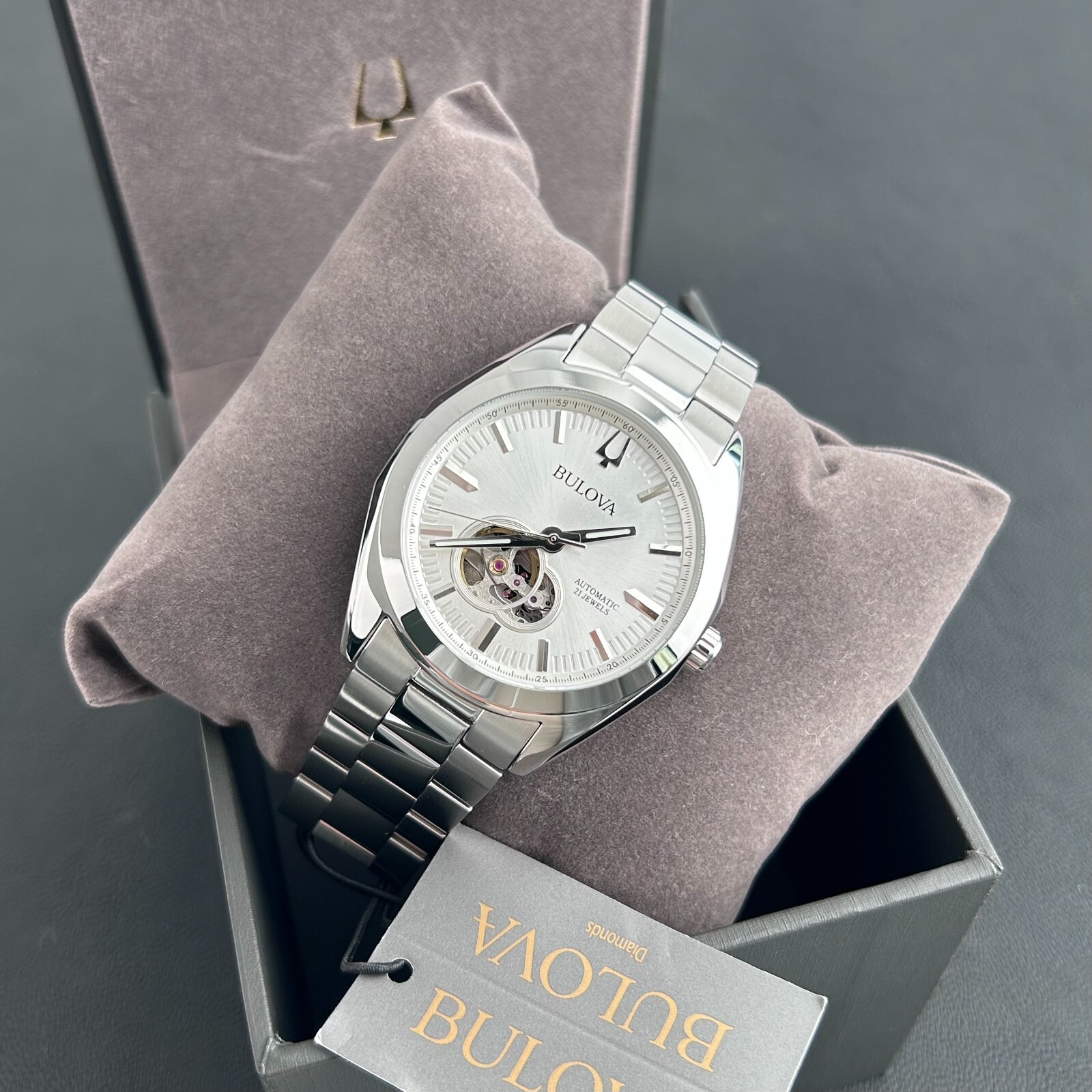 Bulova Surveyor 96A274 Silver Tone Dial Men’s classic Automatic Chronograph 42mm