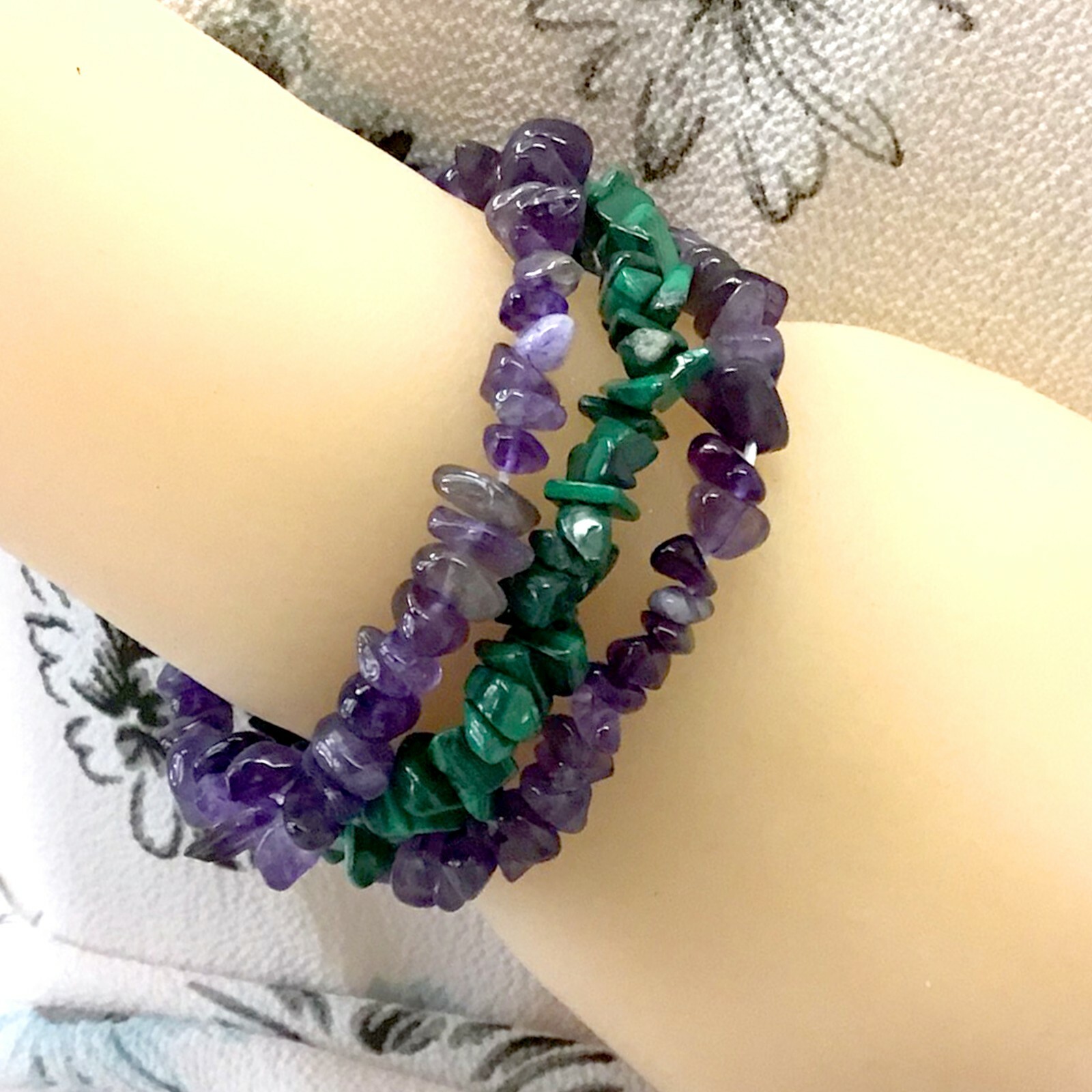 Gemstone Chips Bracelet 7.5″ Elastic Stretch Beaded gift Handmade Beautiful