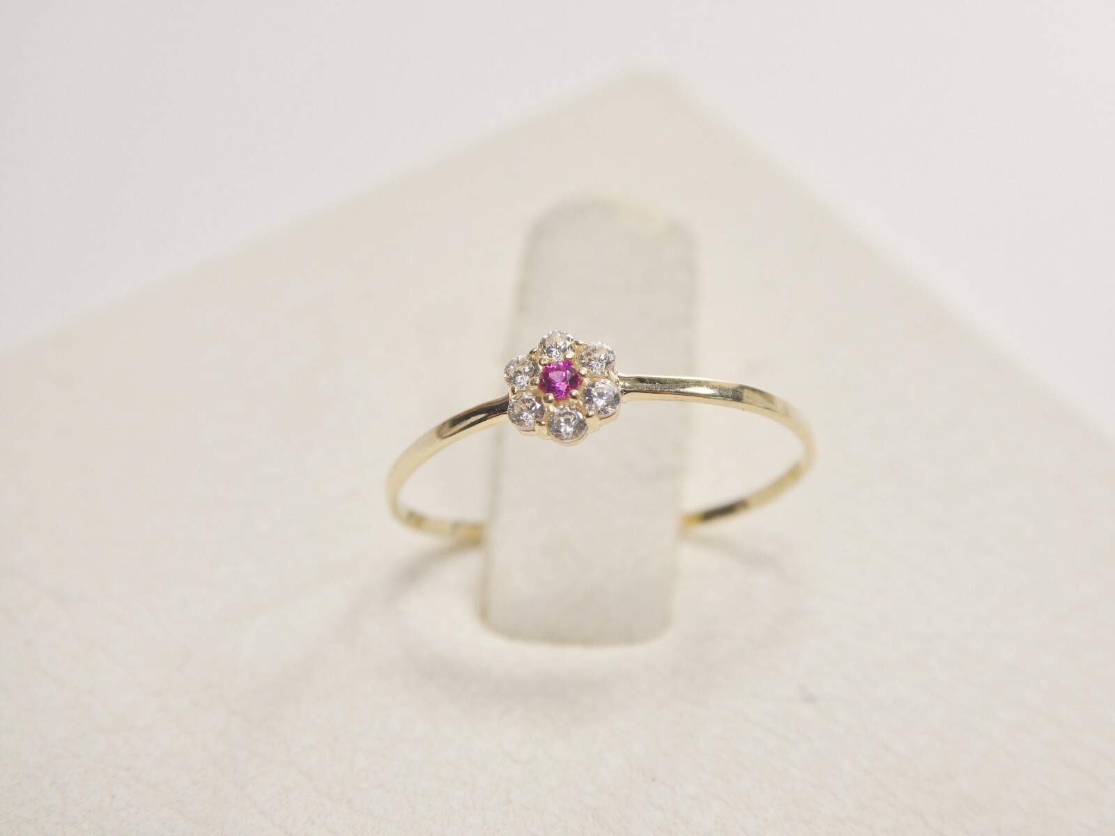 10K REAL SOLID YELLOW GOLD RED STONE CENTER PINKY RING