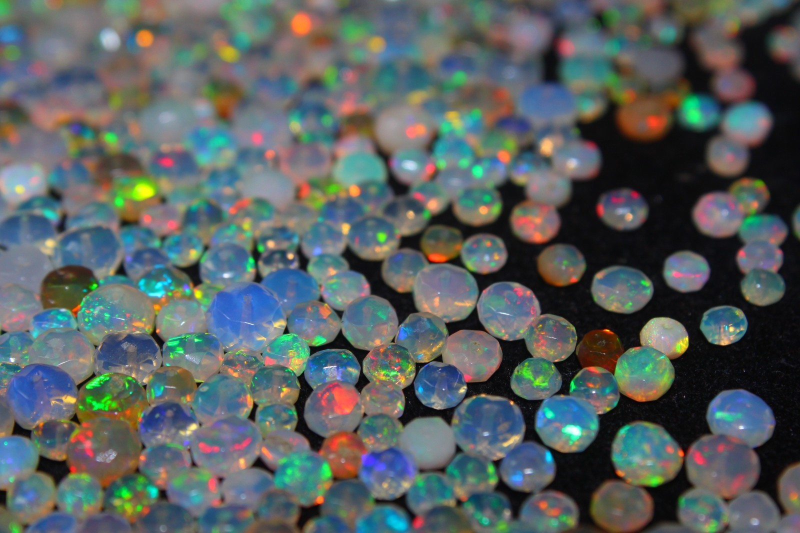 Natural Ethiopian Opal Faceted Beads 4mm 5mm 25pcs Gemstone