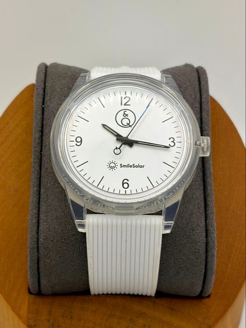 CITIZEN Q&Q SmileSolar Analog Watch