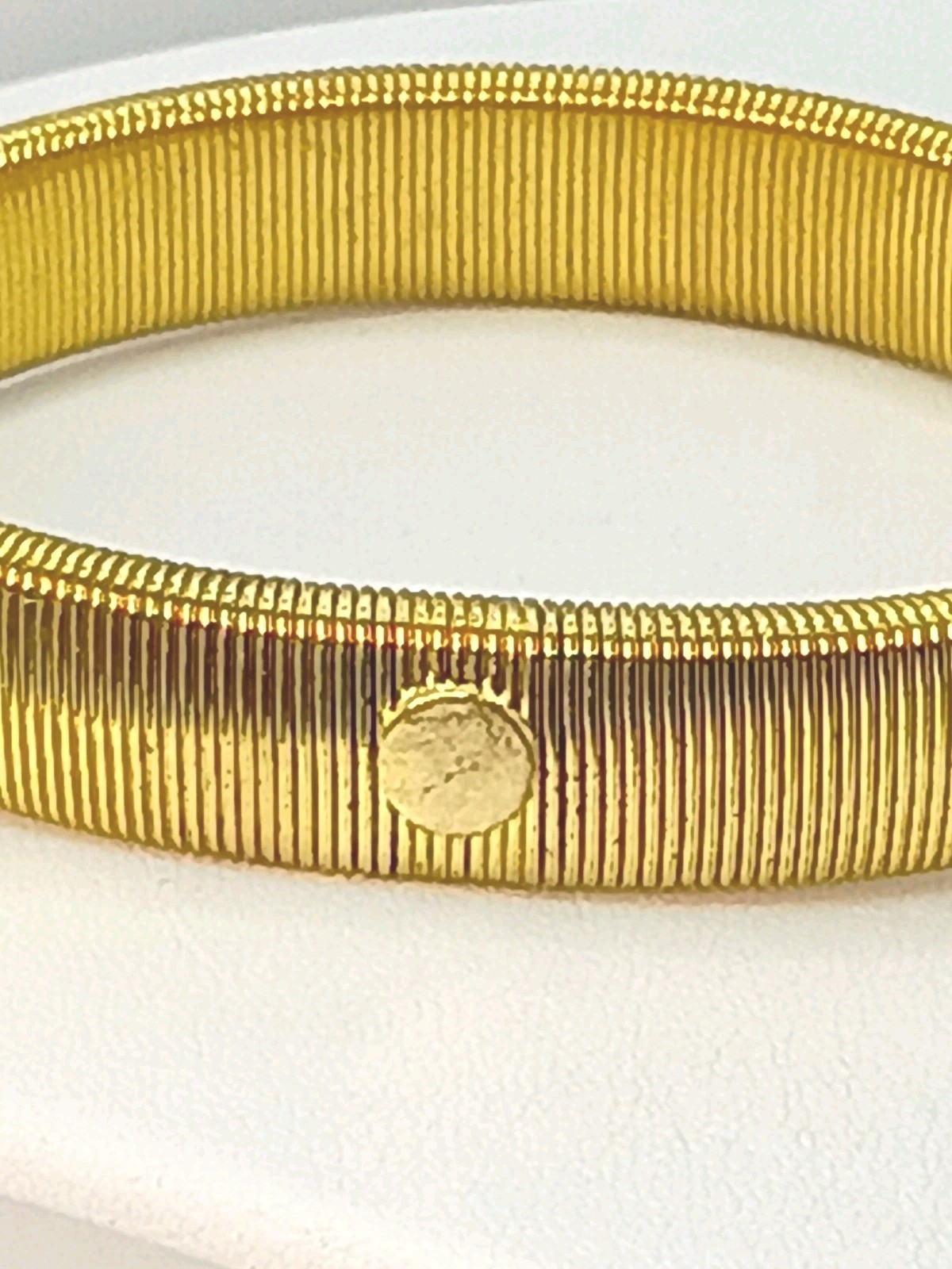 Vintage Omega Chain Bracelet Gold Tone Ribbed Mesh Cobra Arm Band Cuff Holder