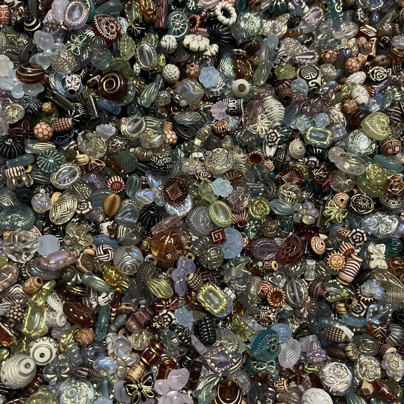 Vintage Now Bulk Jewelry bead Lot 130Pc ALL Brand New Untested 200+Mix and Matc