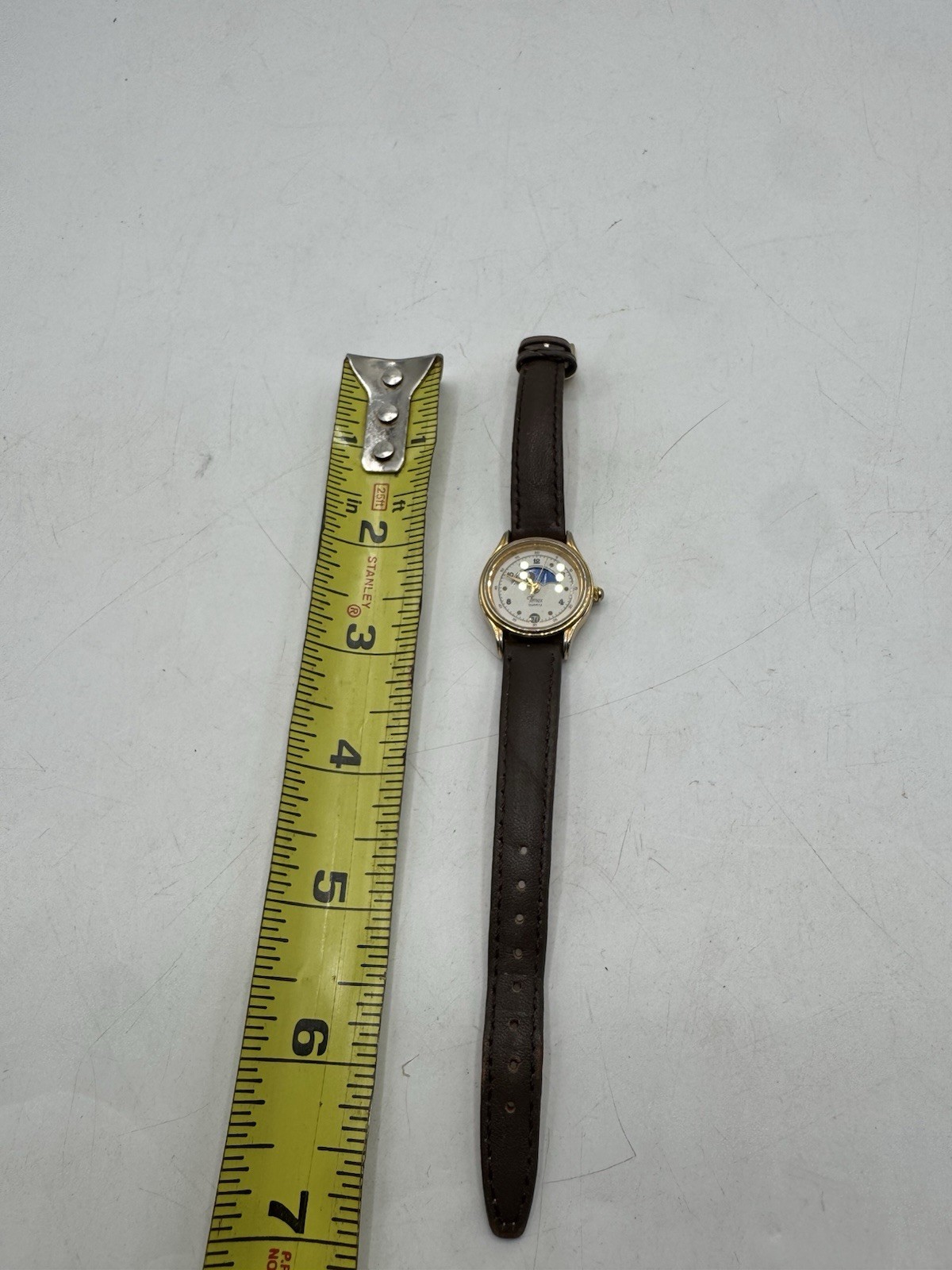 Vintage Timex 364 T Cell Quartz Watch Moon Phase Runs