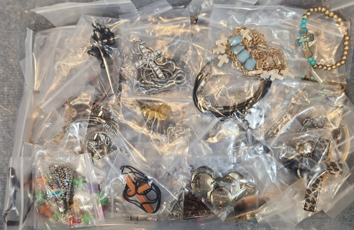 Jewelry Wearable Christian Collection 5 Lbs Lot # 712 See Description