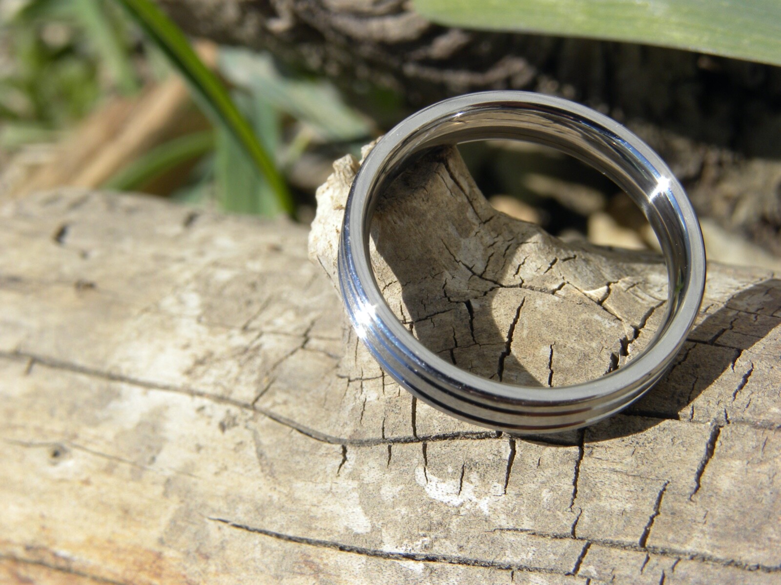 Men’s Everyday Wear Ring, Solid Titanium, 4mm Width, Made by us in the USA