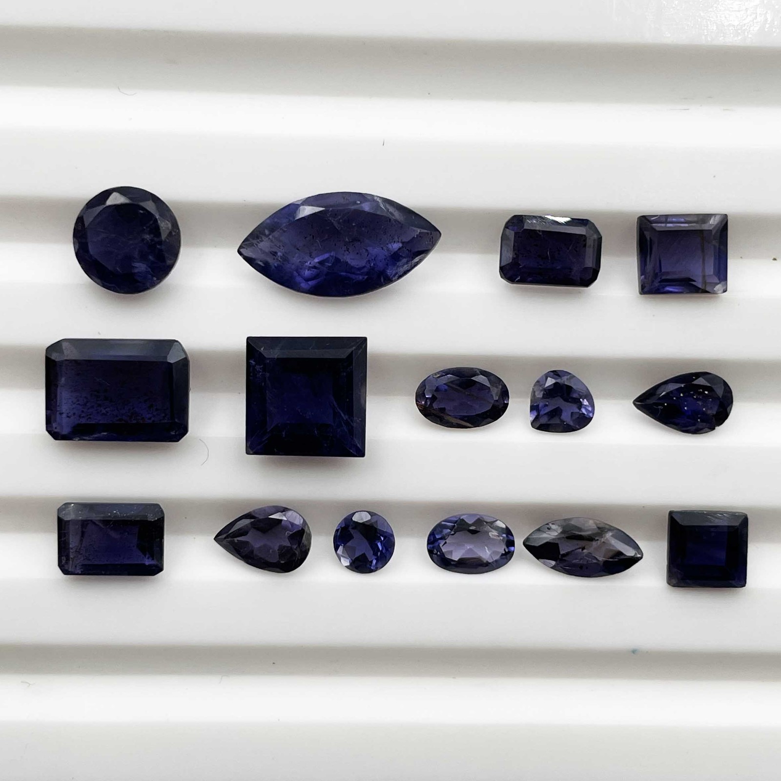 Natural Iolite Mix Shape Cut Loose Gemstone Lot 3-7 MM 69 Pcs 20 CT