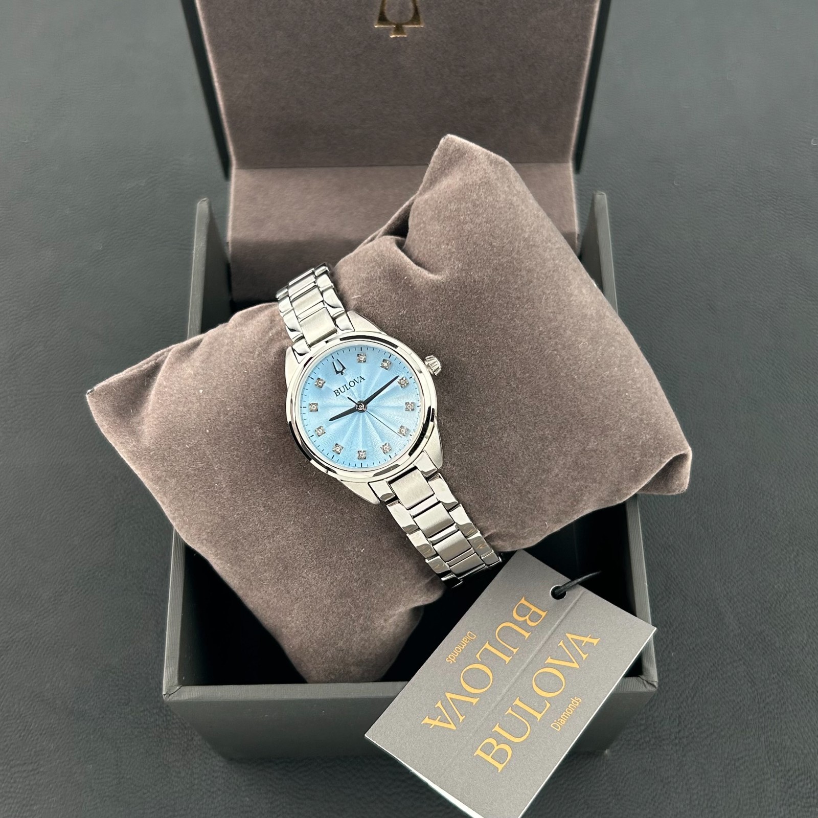 New w/box Bulova Sutton Diamond Blue Dial Women’s 28mm Quartz Watch 96P250