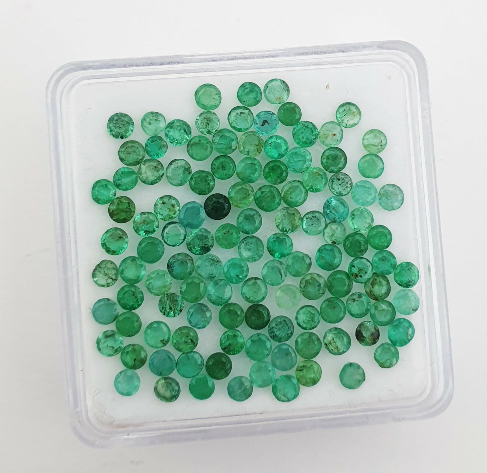 Natural Zambia Emerald Round Cut Loose Gemstone Lot 50 Pcs 2.50 MM 3.20 CT