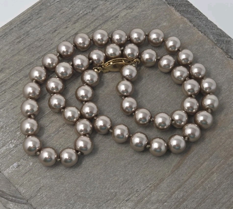 Taupe Faux Pearl Necklace 17 Inches Knotted 8mm Beads Vintage Sheen Unsigned