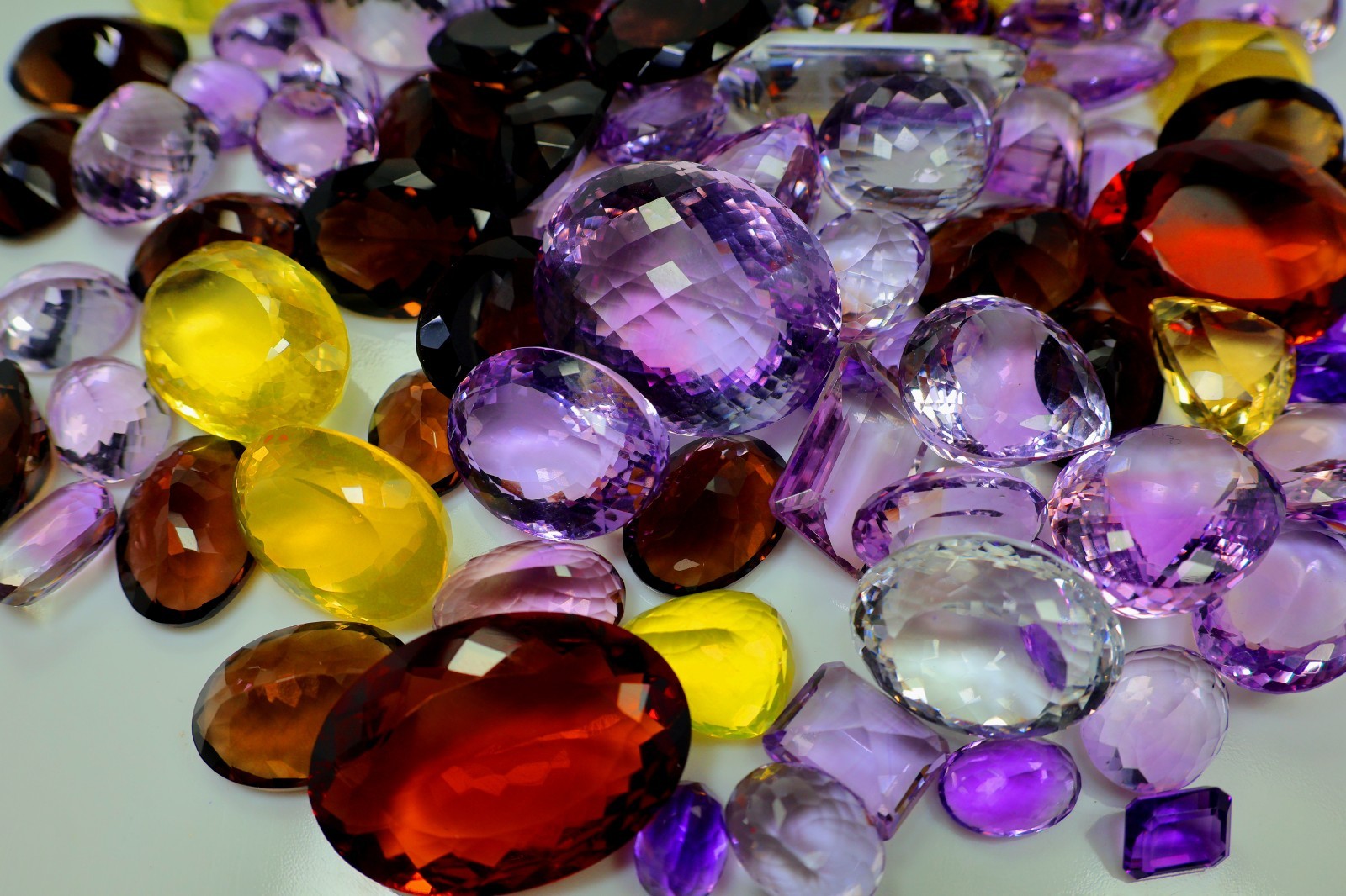 100 Crt Wholesale Lot Natural All Kind Semi Precious Mix Faceted Loose Gemstone