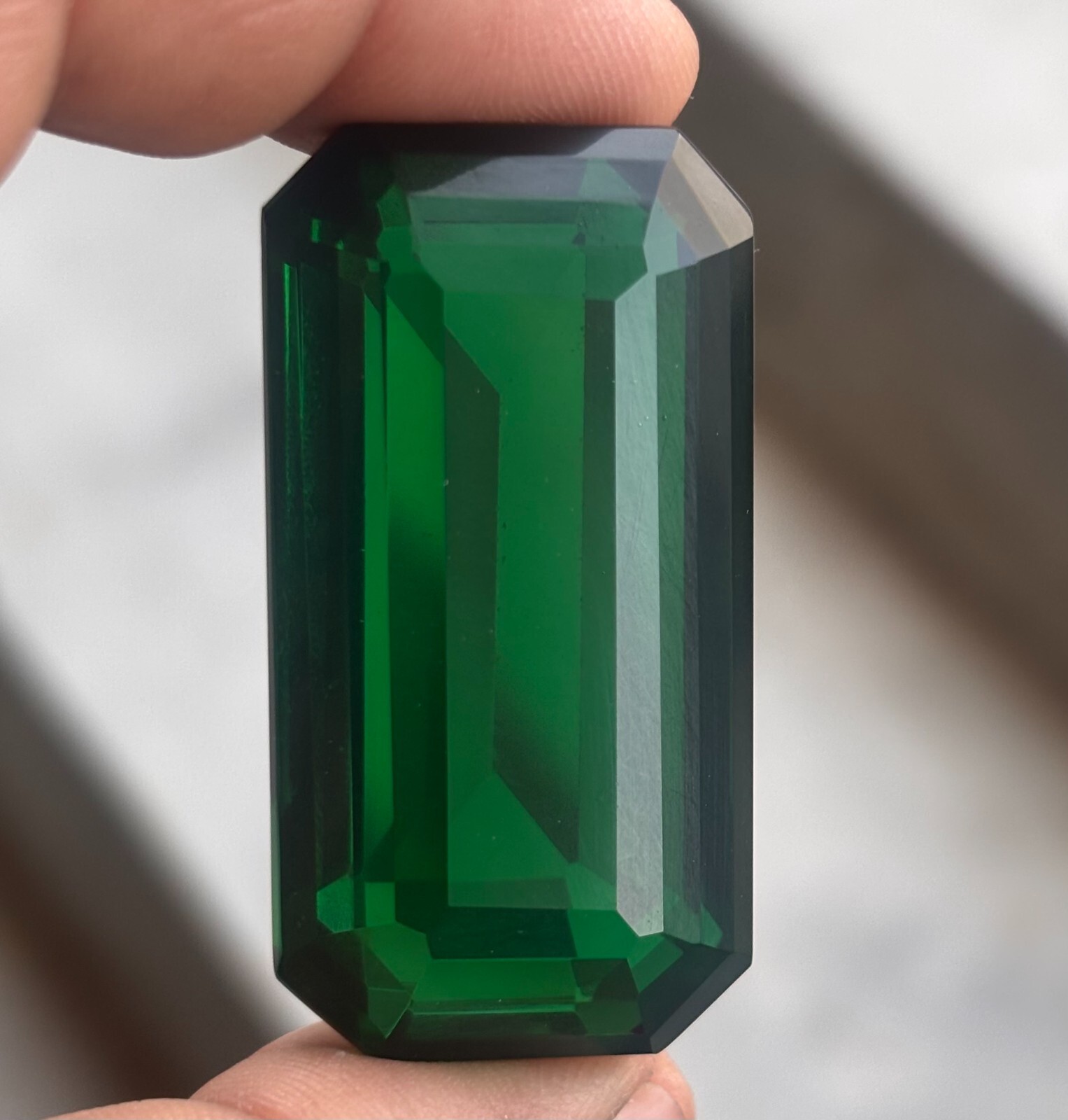 Natural 150 Cts Colombian Rich Green Emerald Shape Loose Certified Gemstone