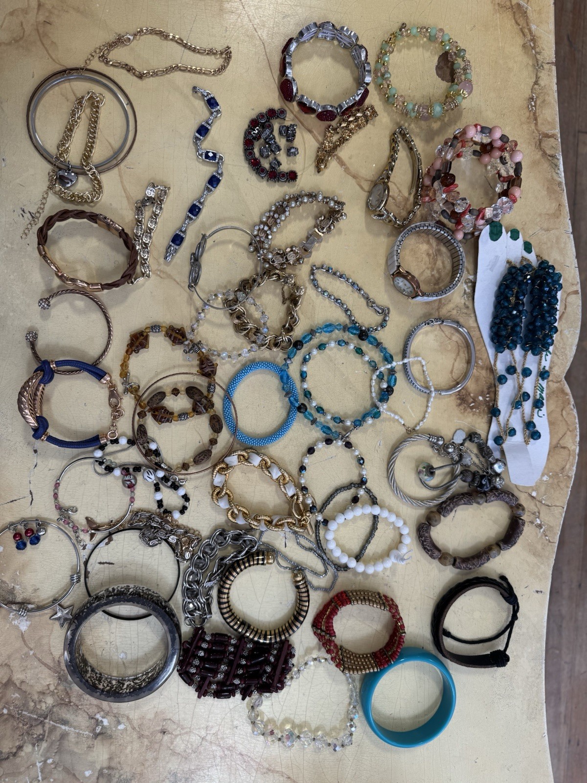Multicolor Stackable Bangle Beaded Cuff Bracelet Lot Plastic Metal Jewelry