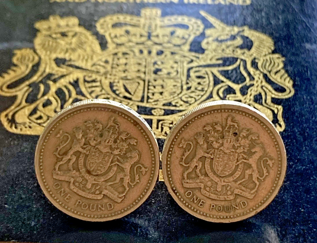 Vintage UK One Pound Coin Cufflinks Royal Coat of Arms – Handmade