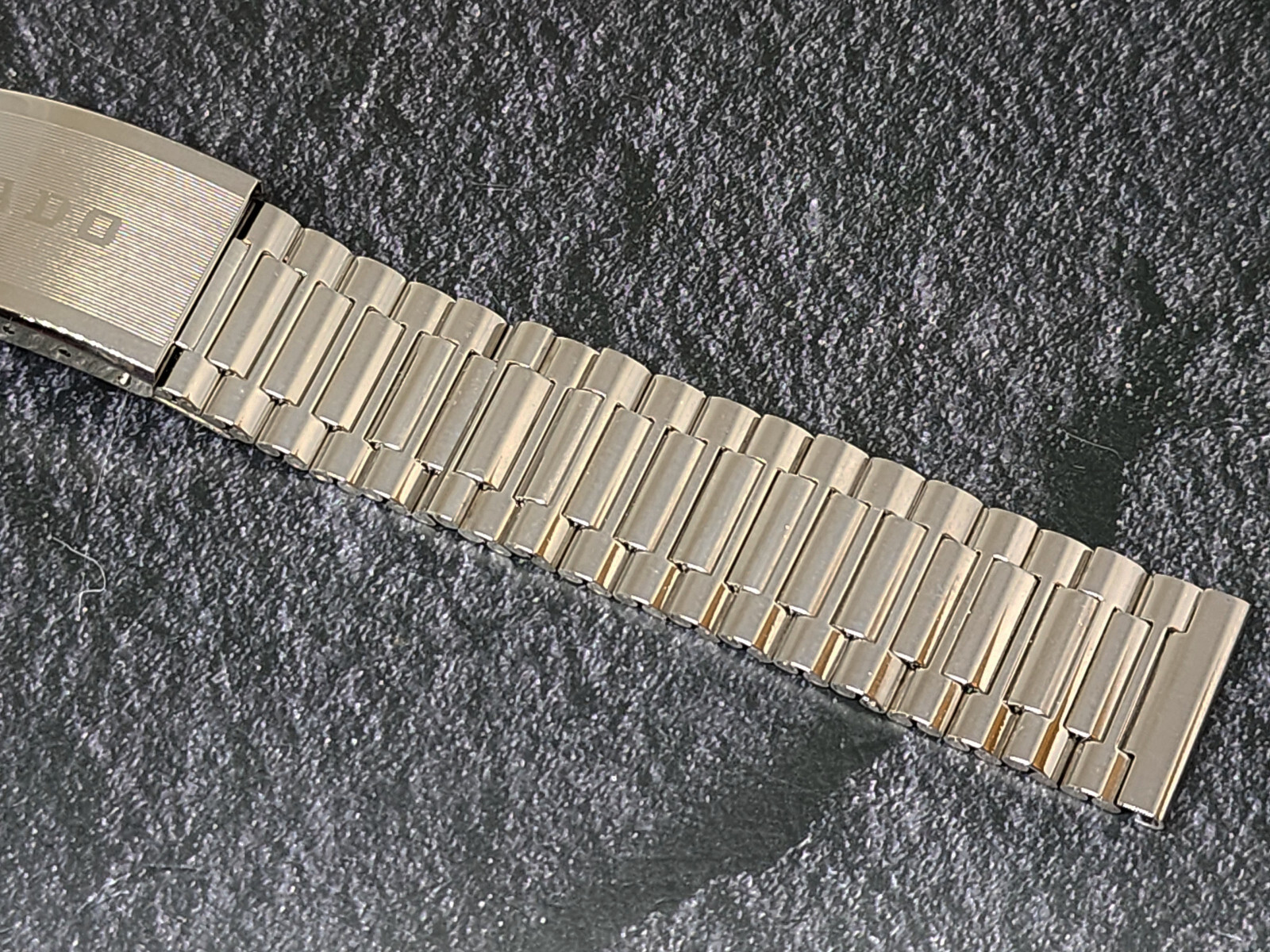 Vintage Bracelet Rado Straight end piece 18mm Silver color Fit many model.