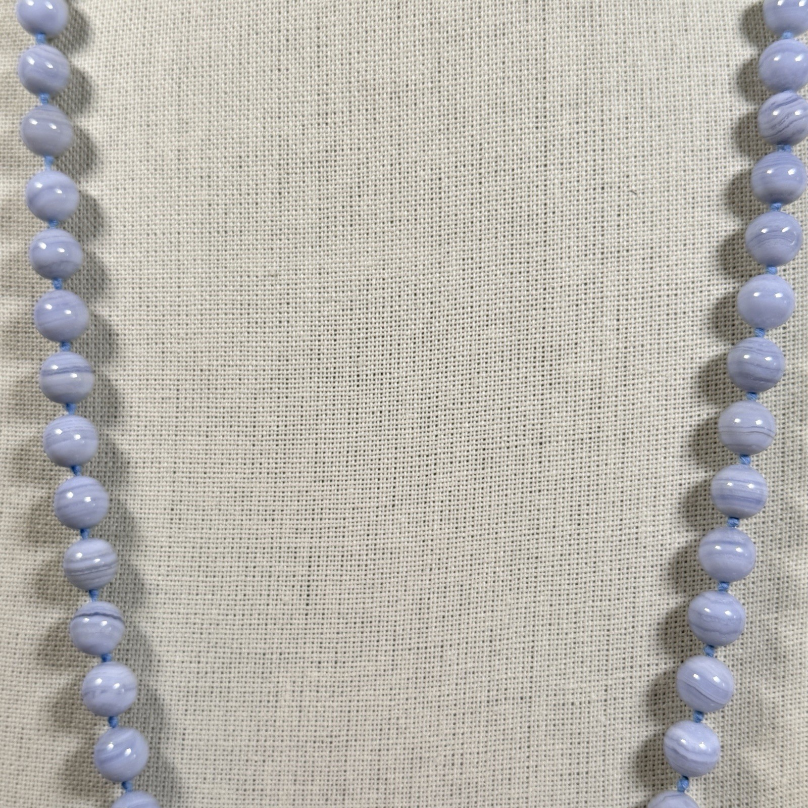 Vintage Blue Lace Agate Beaded Necklace 31″ Endless Strand Hand Knotted 9.7 mm