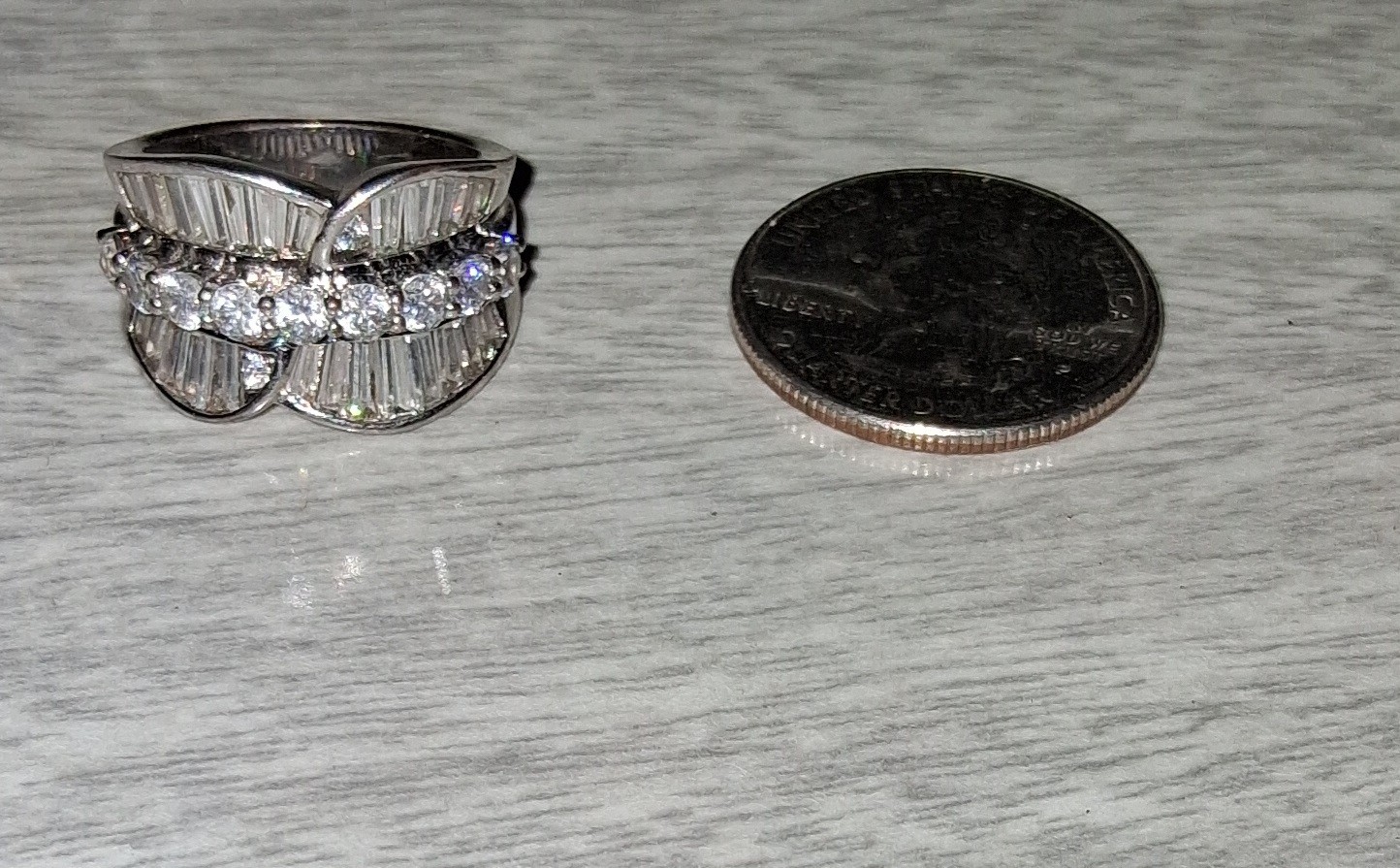 Silver Tone Clear Baguette & Round Rhinestone Cluster Cocktail Ring Size 7