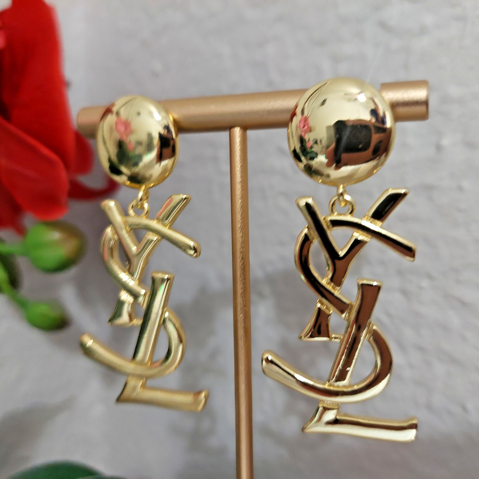 Auth. YVES SAINT LAURENT YSL Dangle Drop Large LOGO EARRINGS Gold Tone
