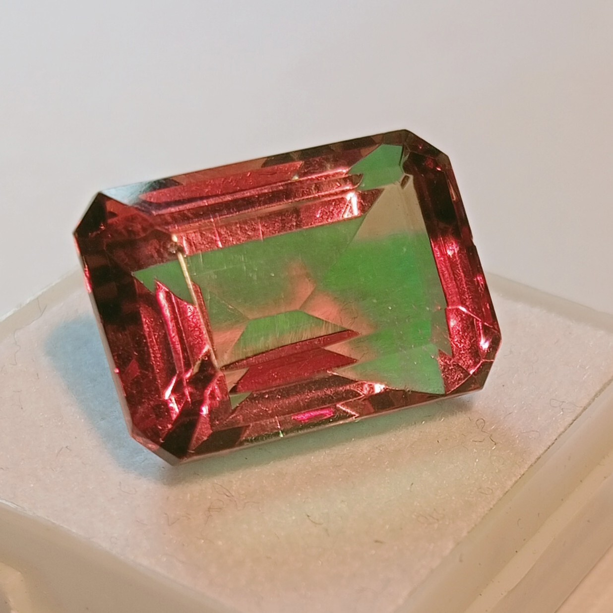 Alexandrite Natural Color Change 18-20Ct Certified Emerald Cut Loose Gemstone