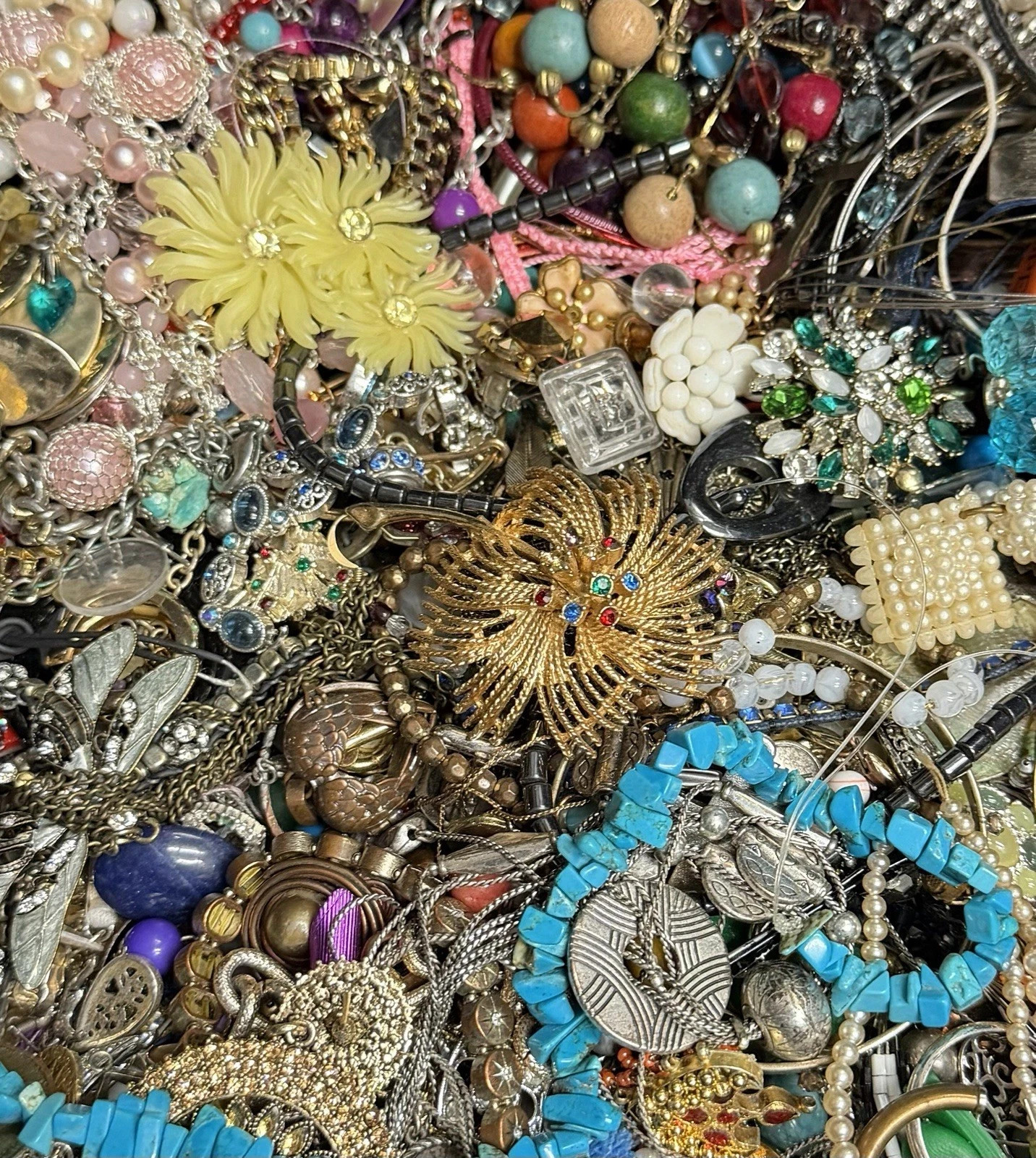 3 Pounds Unsorted Huge Lot VTG Jewelry Vintage Now Junk & Wear Resell Tangled In