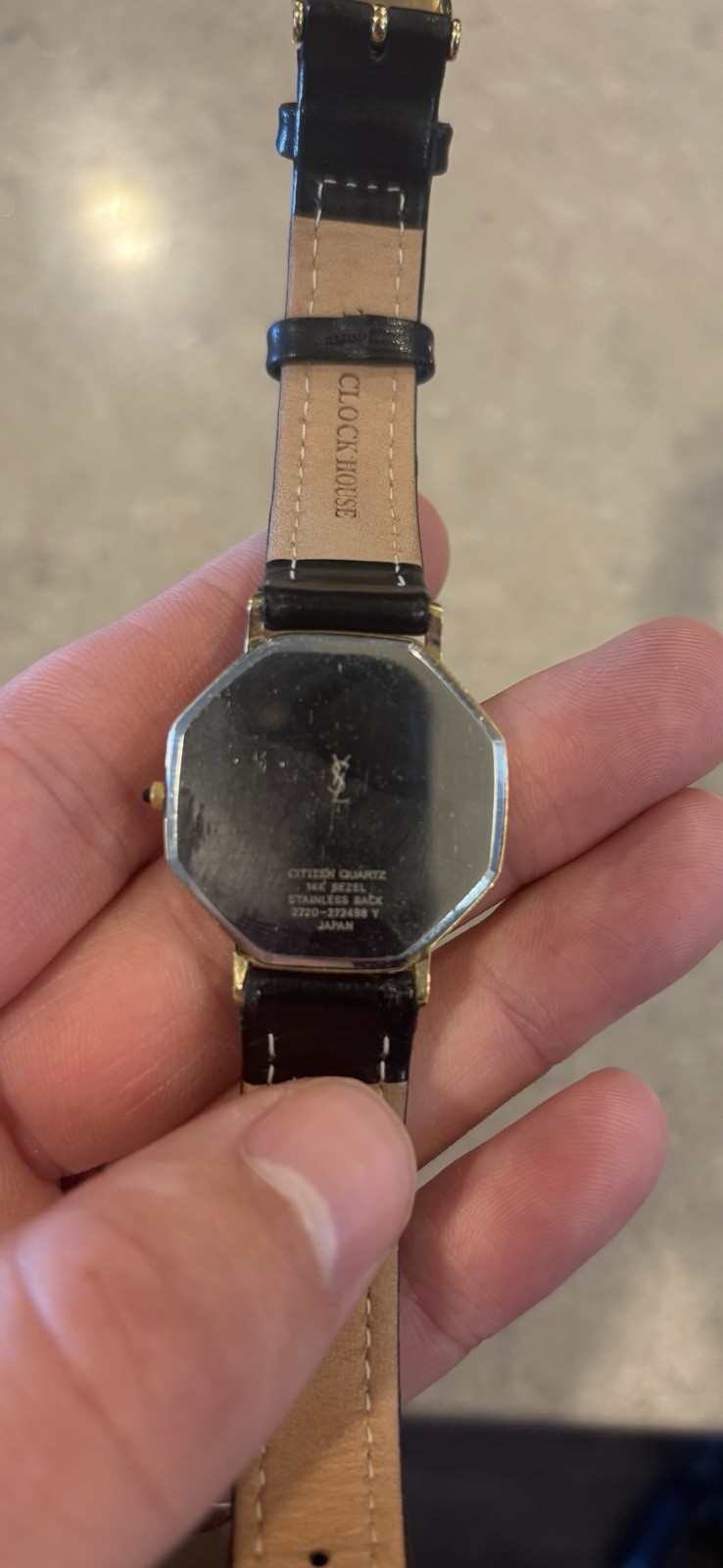 RARE! YVES SAINT LAURENT 2720 – 272498 Watermarks Gold 30 mm QZ Watch from JAPAN