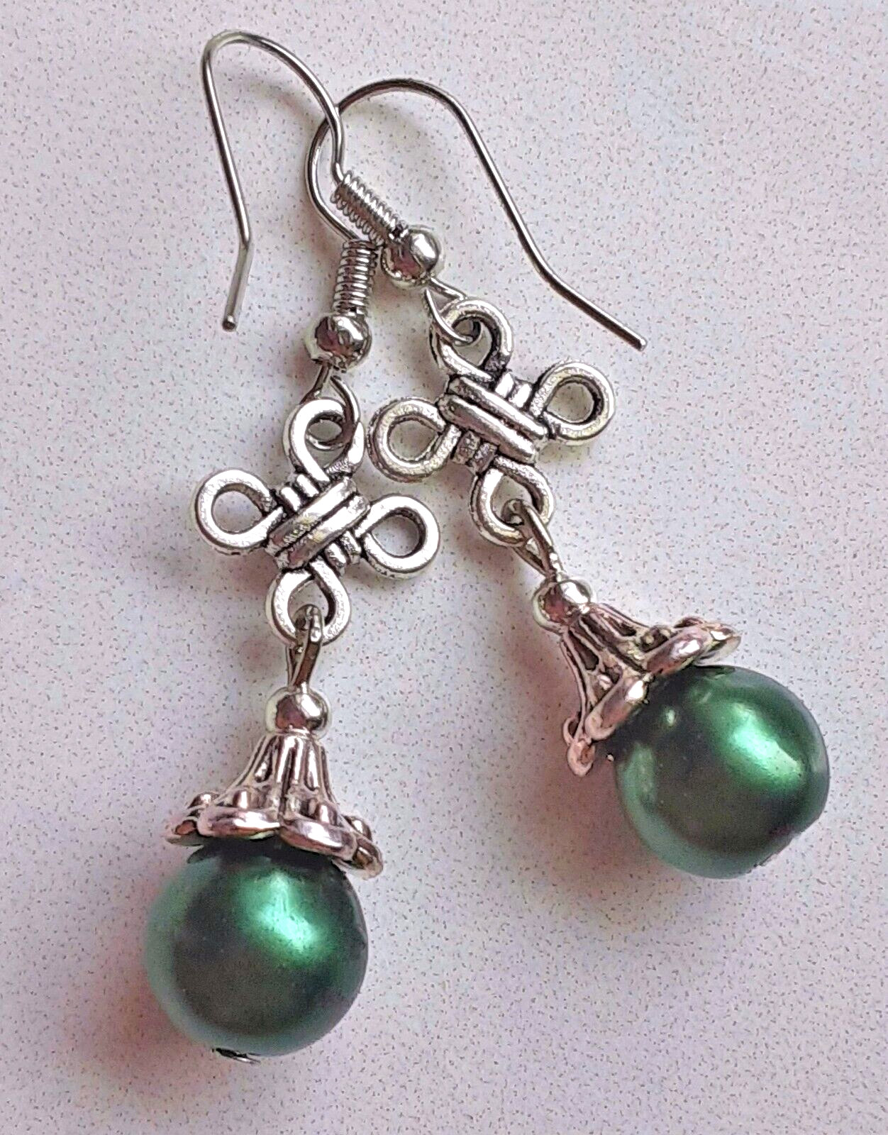 GREEN CELTIC KNOT GLASS PEARL drop earring SP FISH hook WPGH15