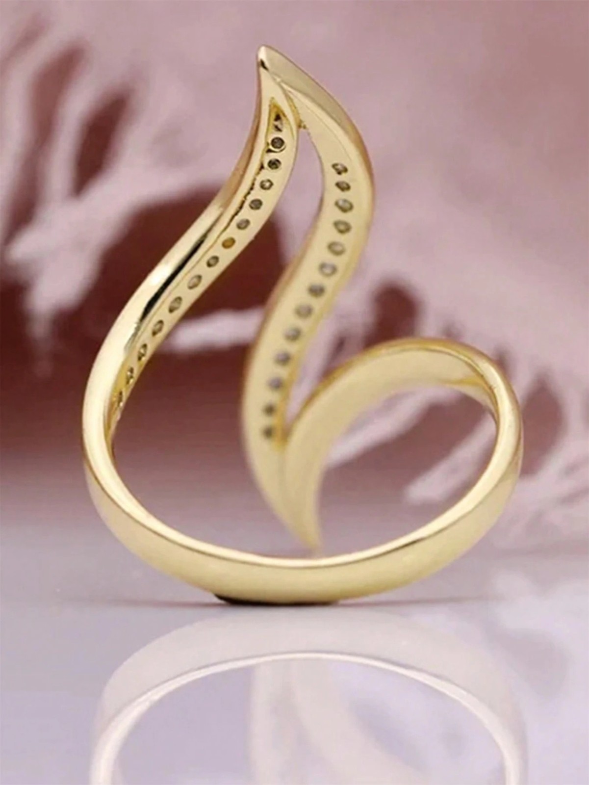 Elegant Cubic Zirconia Ring Curve Twist Women’s Party Engagement Ring Gift Her