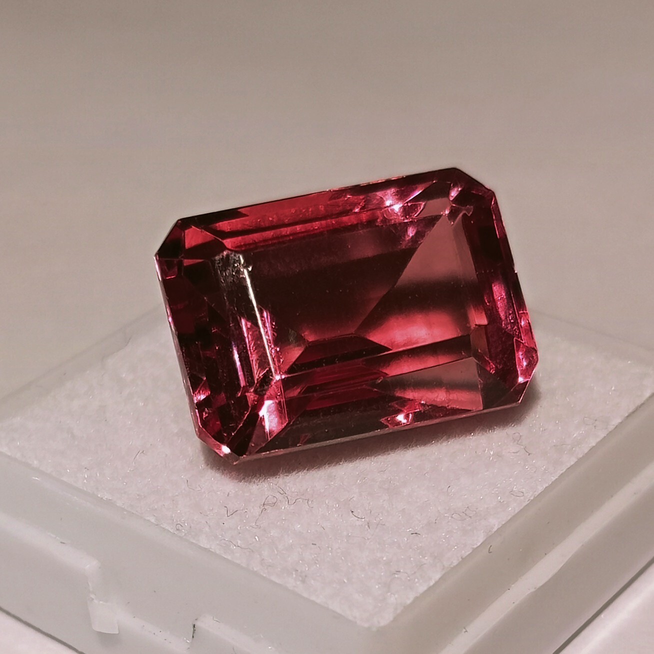 Alexandrite Natural Color Change 18-20Ct Certified Emerald Cut Loose Gemstone