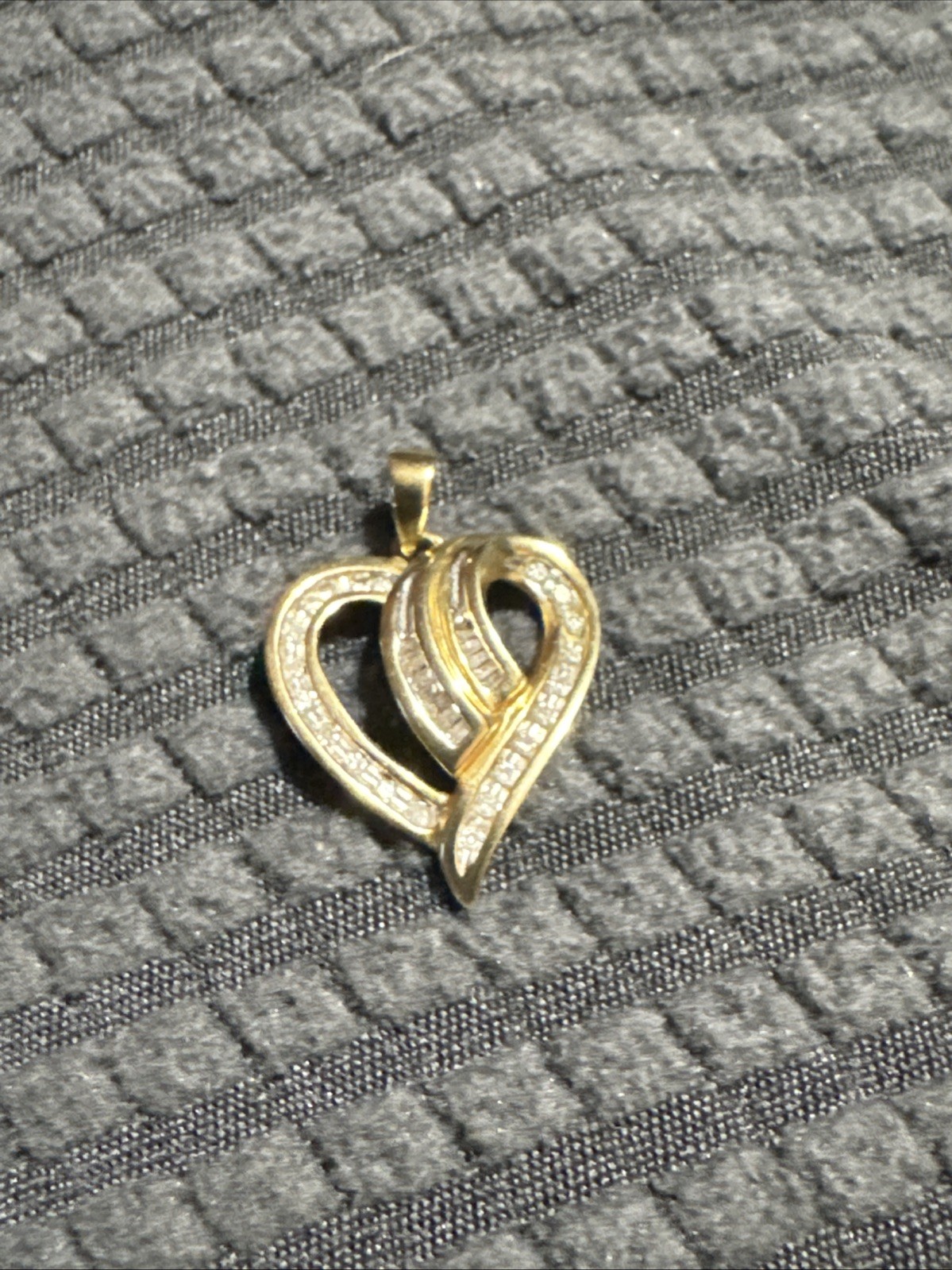10K Gold and Diamond Heart Pendant