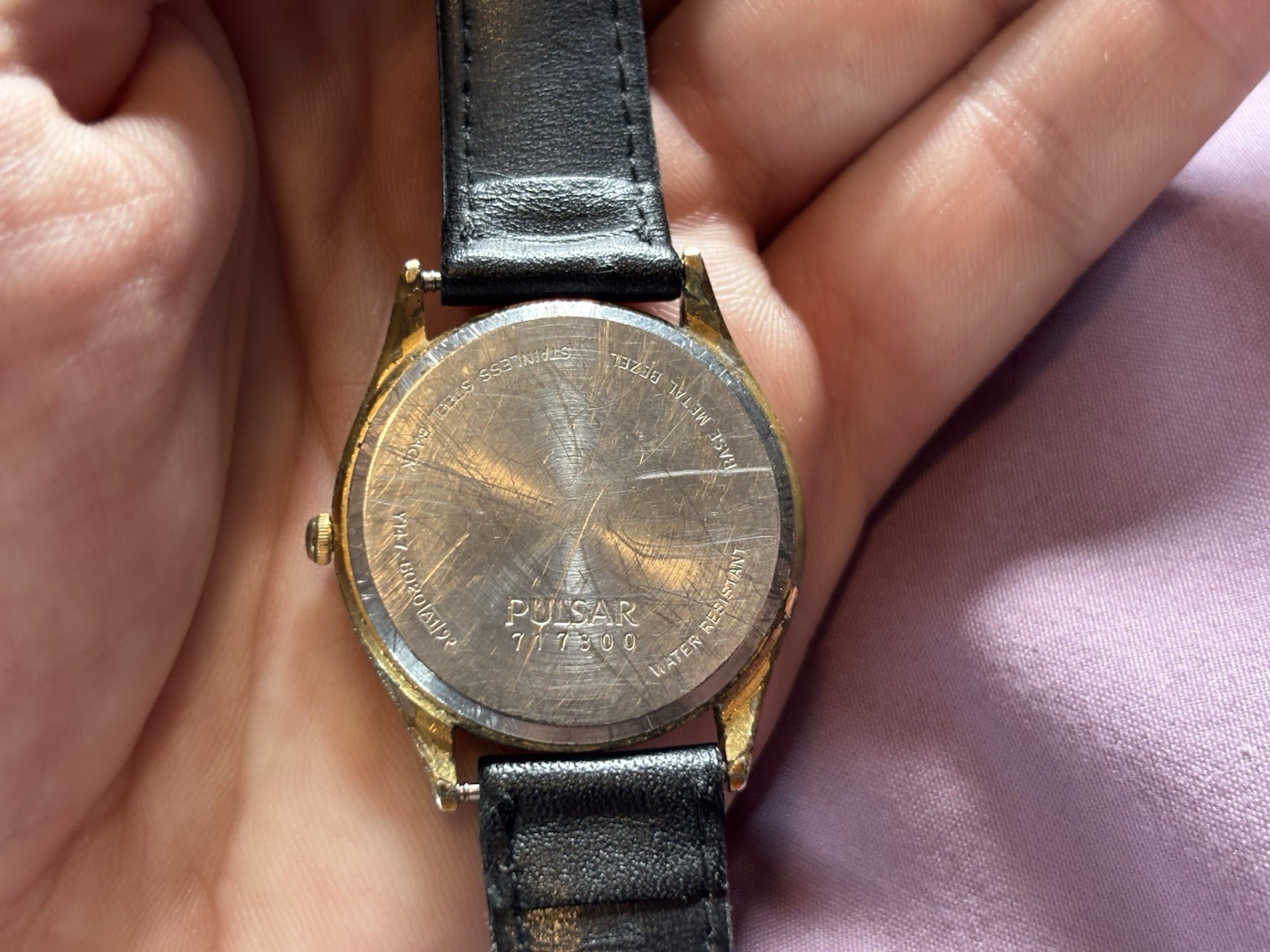 Vintage Pulsar Watch Mens 717300 Japan Y147-6020 For Parts Not Working As Is