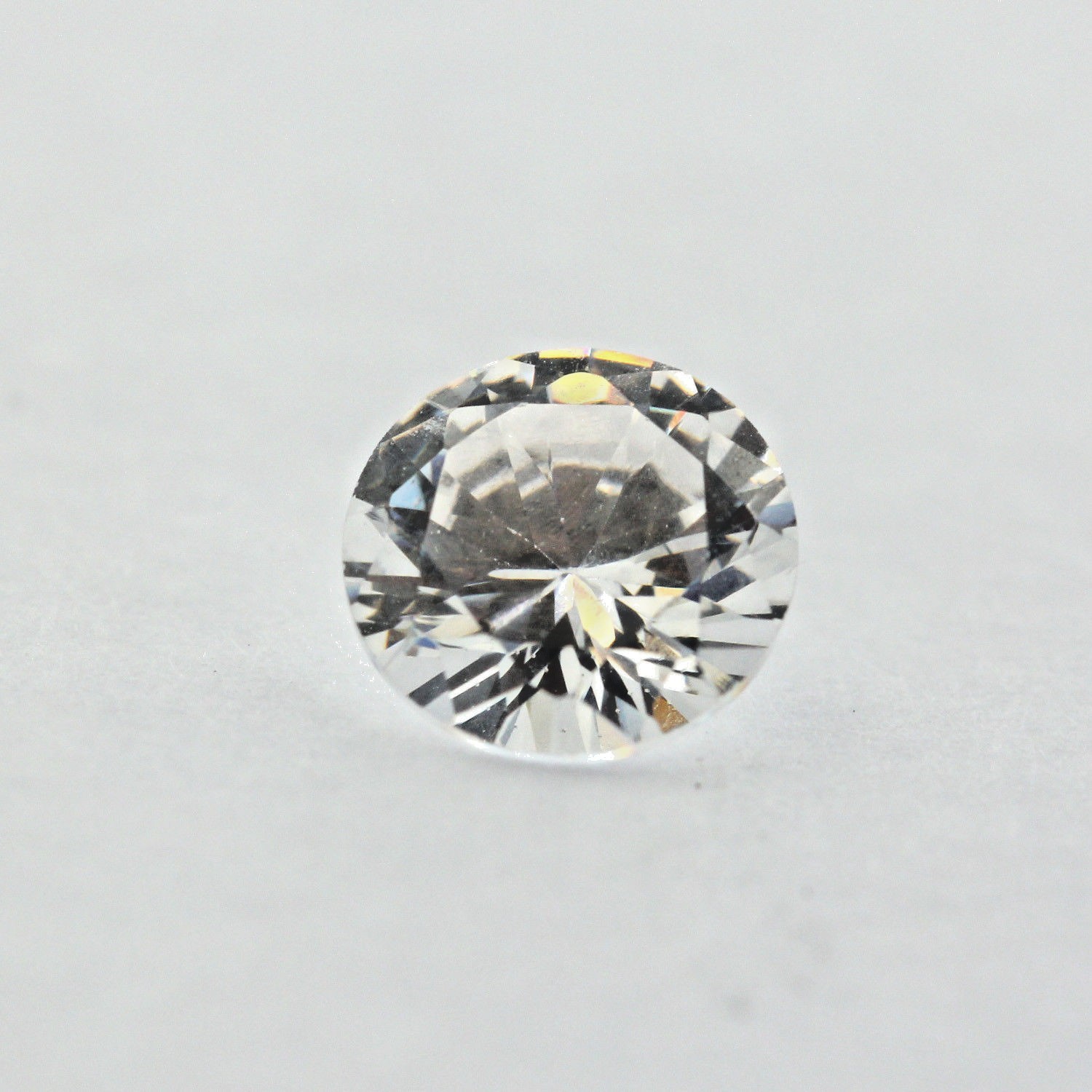 Loose Round Cut Clear CZ Stone Single Cubic Zirconia April Birthstone Shape