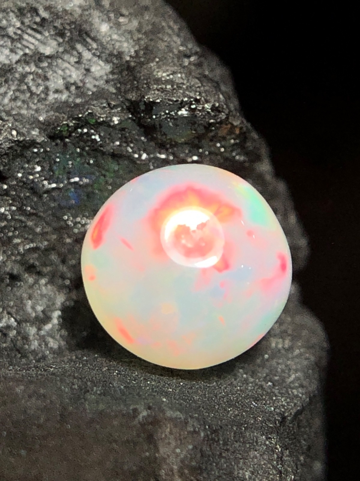Natural White Ethiopian Opal Sphere, 6 MM 0.90 Ct Rainbow Fire Opal Ball