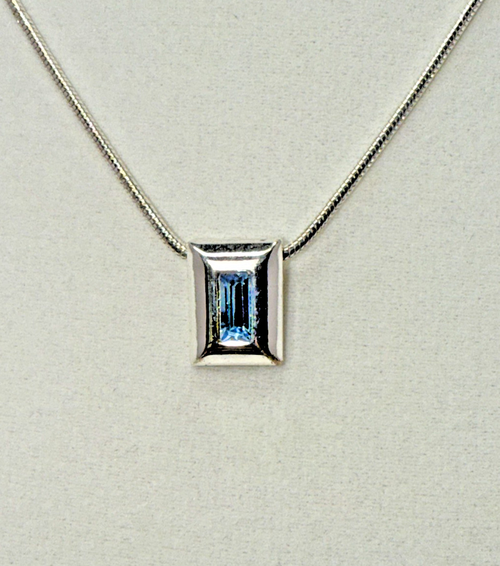 Vintage Signed Premier Designs Silver-Tone Blue Baguette Slide Pendant Necklace