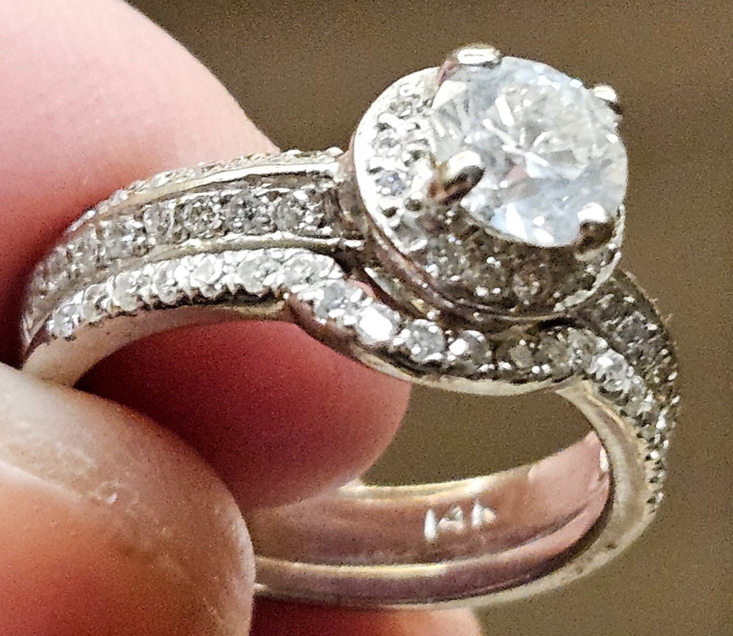 Beautiful Vintage 14k White Gold Diamond Wedding Set. Size 5.75-6.