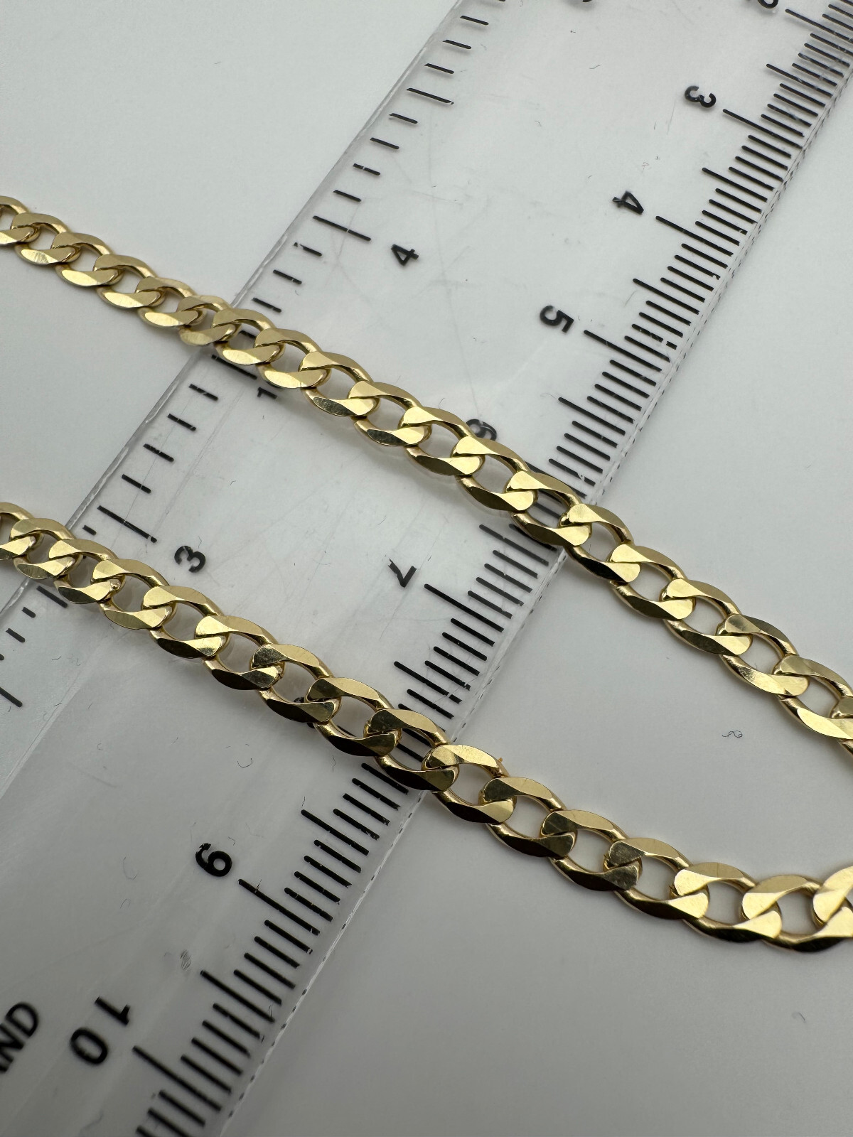9ct Yellow Solid Gold 3.84mm Curb Link 16 Inch / 40cm Necklace (G100MC)