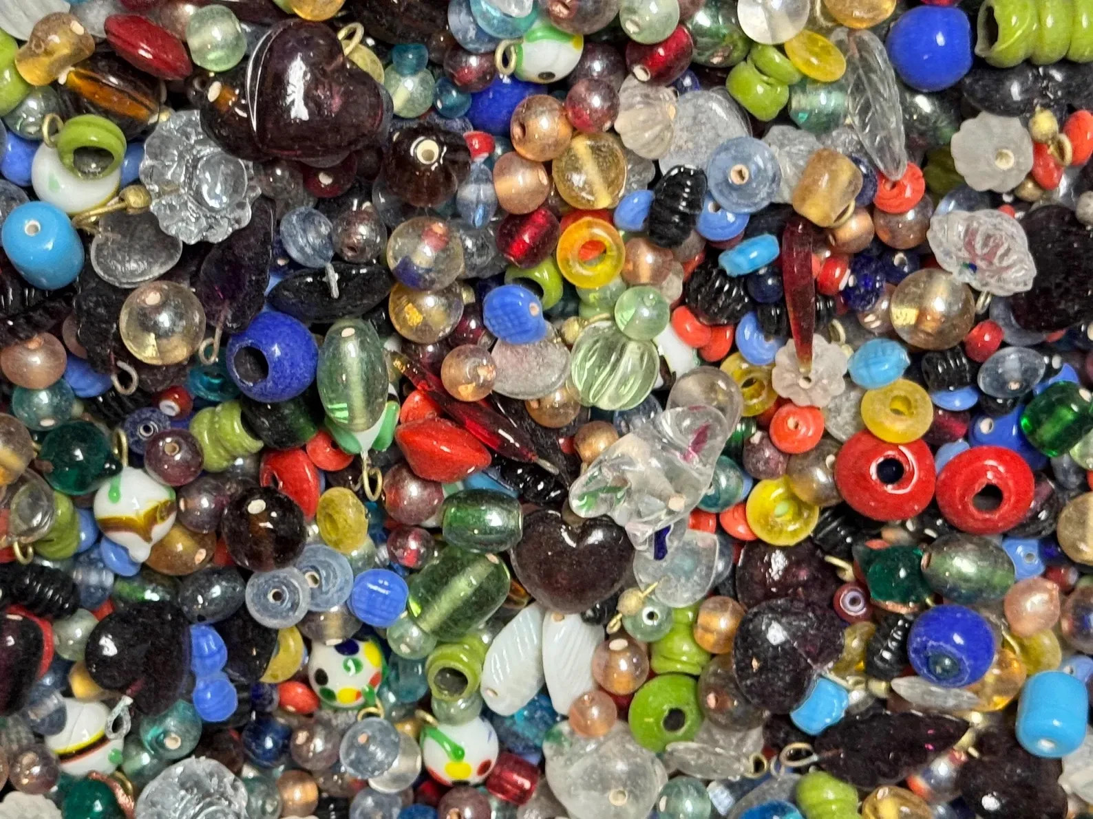 EVERYTHING Mix 2 lb. Vintage India Glass Beads Lot Crafts Jewelry Bulk Estate