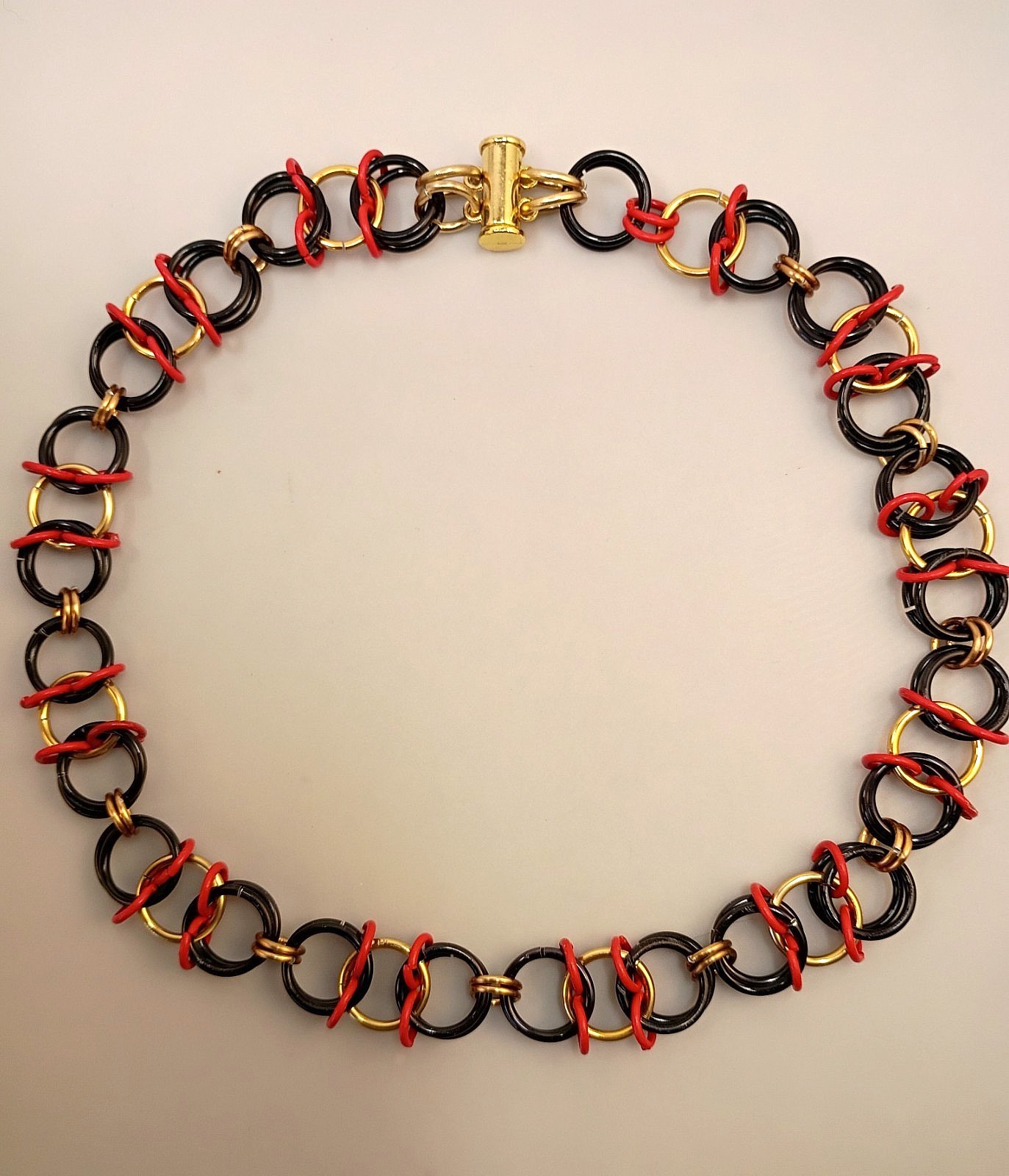 Crown of Thorns Chain Choker for All Adults in Black, Red & Gold Stainless Steel