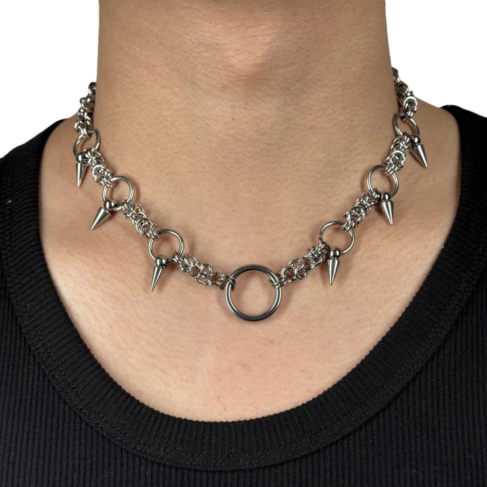 Punk Gothic Studded Rivet Spikes Necklace Vintage Choker Hip Hop Necklace Titani