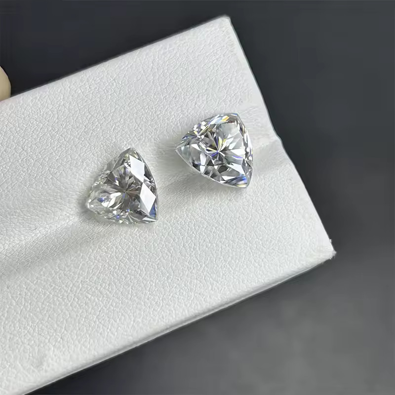 Moissanite Trillion Loose Stone D Color VVS1 GRA Certified 3mm-14mm 0.1CT-10CT